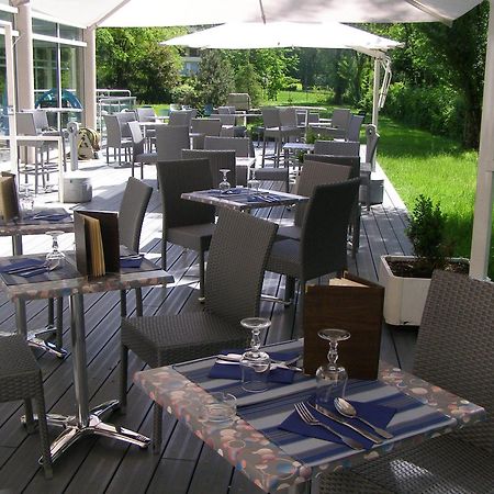 Hotel & Spa Marina D'Adelphia Aix-les-Bains Exterior photo