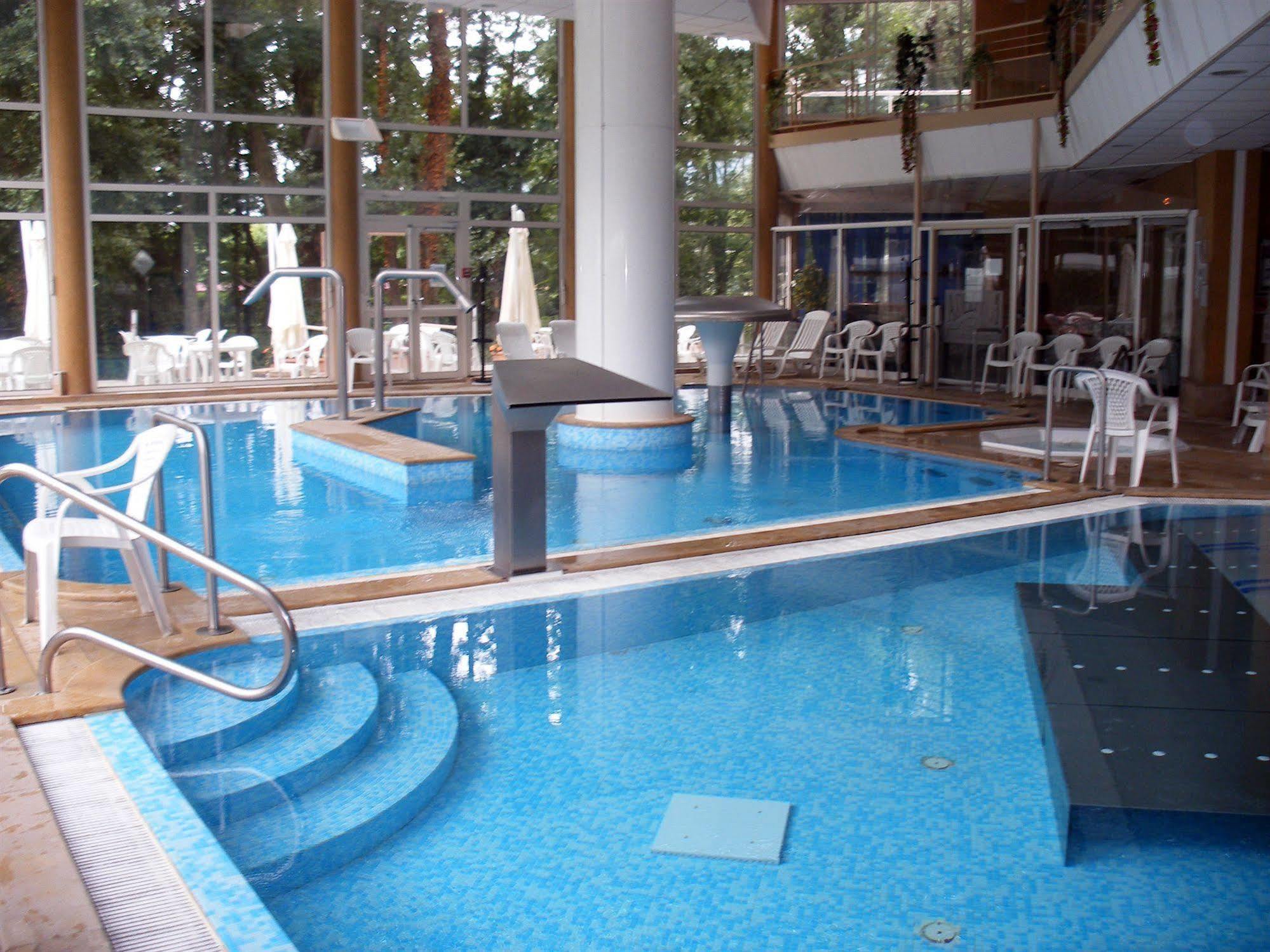 Hotel & Spa Marina D'Adelphia Aix-les-Bains Exterior photo